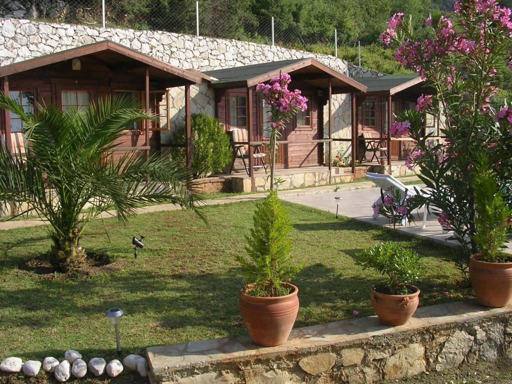 Onur Motel Faralya Exteriör bild